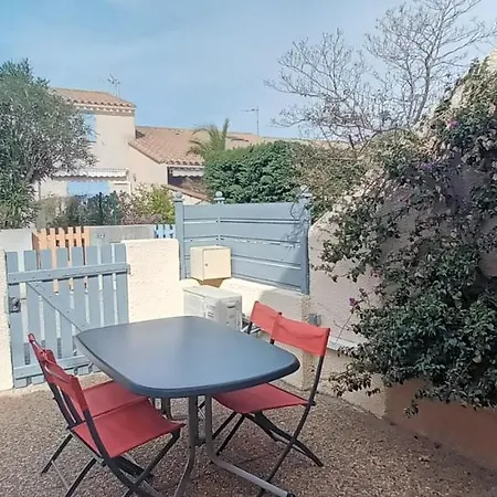 Les Estivales Proche Et Port 4 Pers Grande Terrasse Clim 2